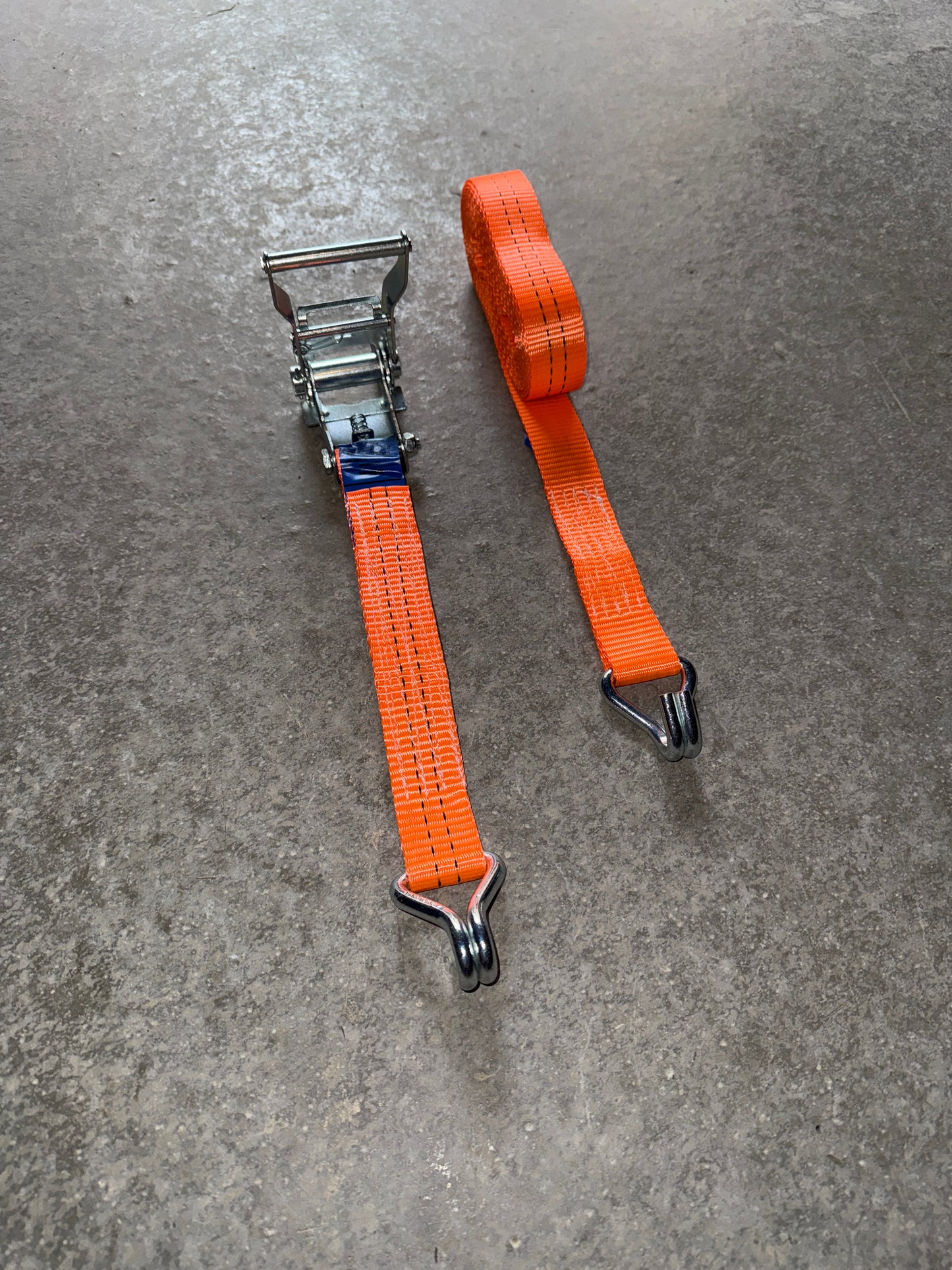 Ratchet straps ⊣ 2 Ton capacity