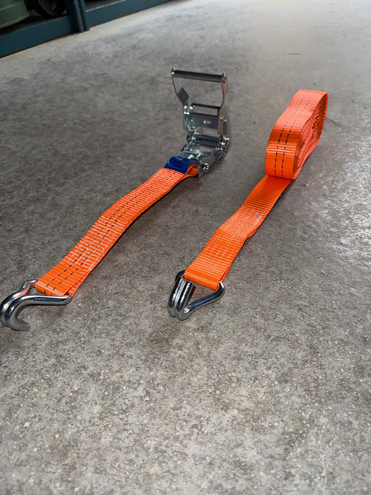 Ratchet straps ⊣ 2 Ton capacity